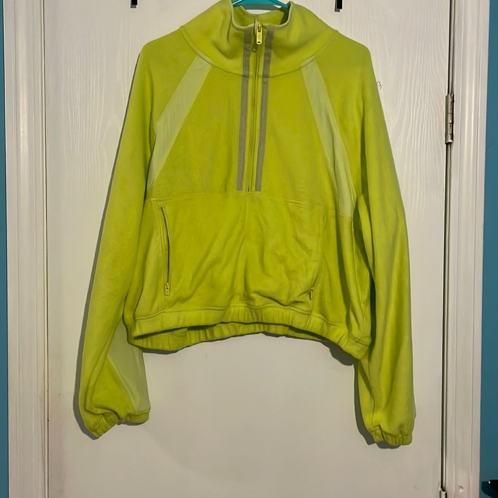 Free people pull over